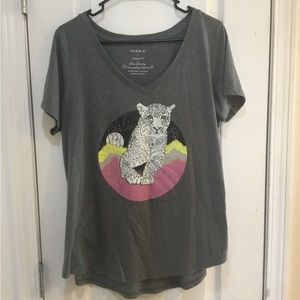 Classic Fit V-Neck Tee - Leopard Heather Grey
